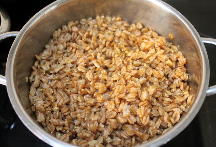 Bunte Gemüsepfanne mit Kochdinkel &amp;quot;Dinkelino&amp;quot; - stettfelder-muehle.de